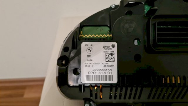 BMW F10/F11, kilometar sat