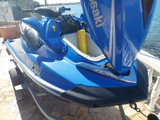 JET SKI KAWASAKI ULTRA 250 X