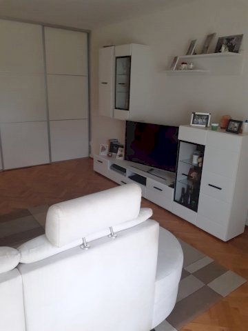 2u1 STAN V.Gorica 46M2 Zlatar, Kuća 132m2