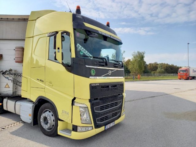 VOLVO FH4 2015g. TOP ODLIČNO STANJE FULL OPREMA