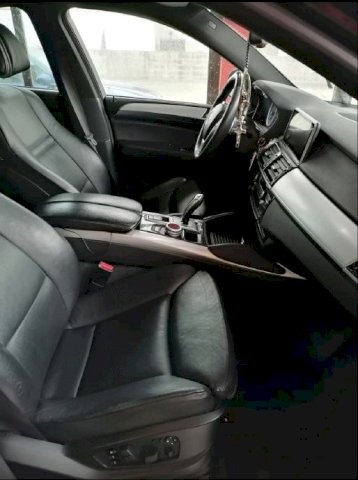 BMW X6 3.0d Xdrive zamjena za Teslu
