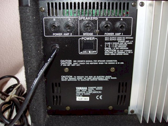 YAMAHA EMX 640 POWERED MIXER 400W (zamjena)