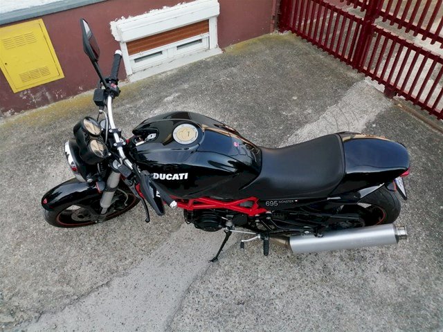 DUCATI MONSTER 695 NIJE UVOZ