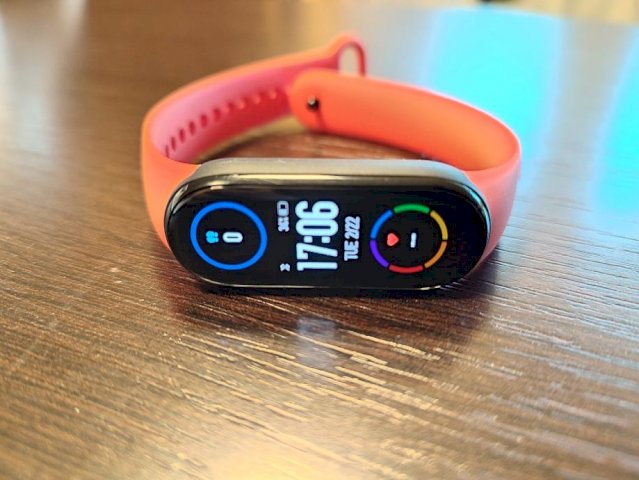 XIAOMI MI BAND 6 + ORIGINAL XIAOMI NARUKVICE U BO