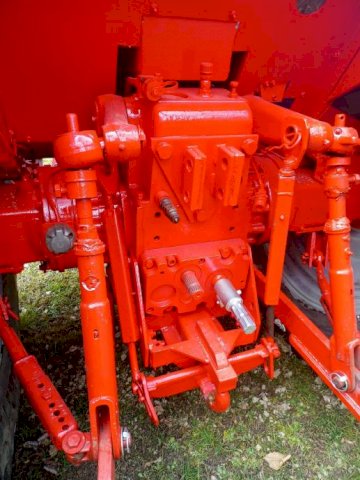 INTERNATIONAL 745S, ODLIČNO STANJE