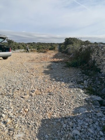 800m2, 3 red od mora mandre