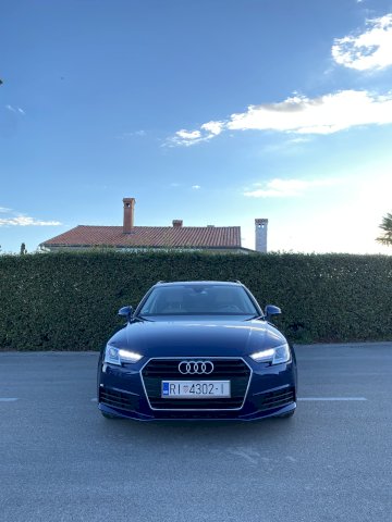 AUDI A4 AVANT