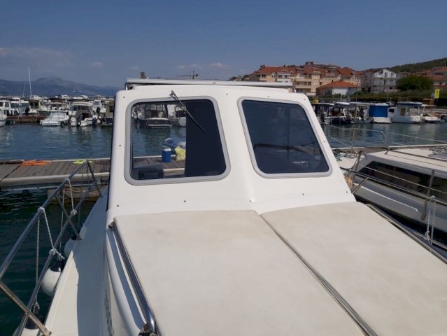 Adria 800
