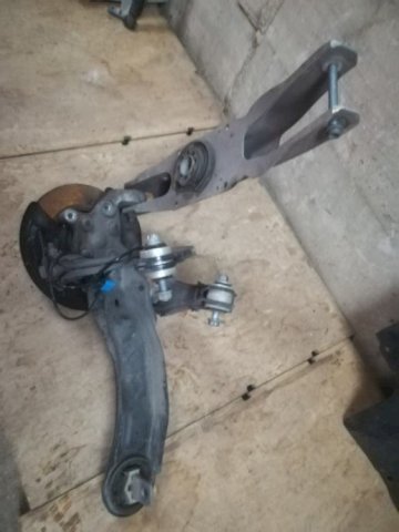 A klasa mercedes w176 200d 2015god zadnji ovjes s