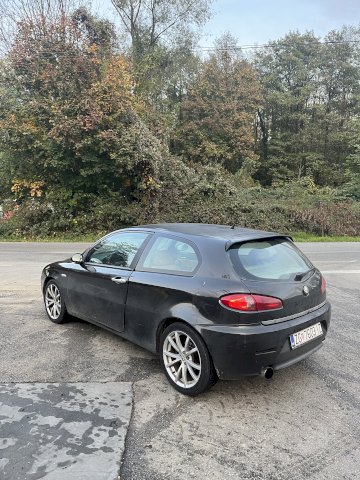 Alfa Romeo 147