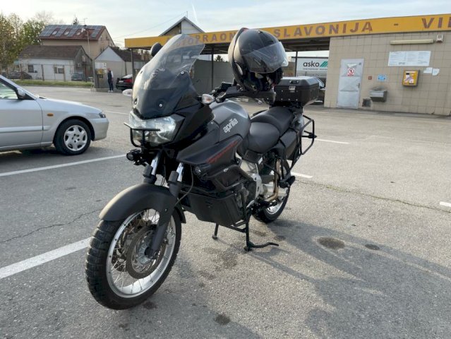 Aprilia Caponord etv 1000, 2004 god.