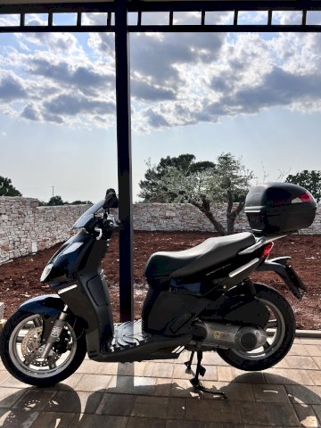 Aprilia Sportcity 200