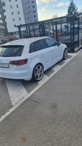 Audi A3 2,0 TDI S-Tronic, S-Line