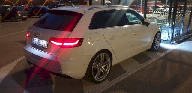 Audi A3 2,0 TDI S-Tronic, S-Line