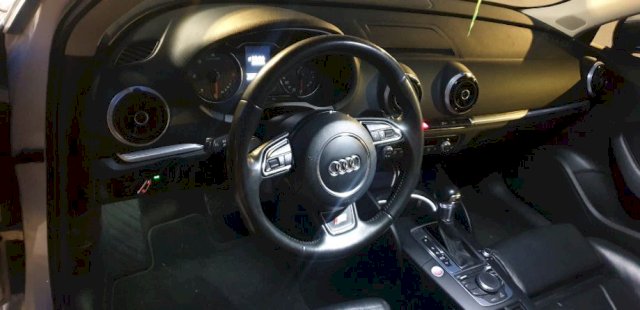 Audi A3 2,0 TDI S-Tronic, S-Line