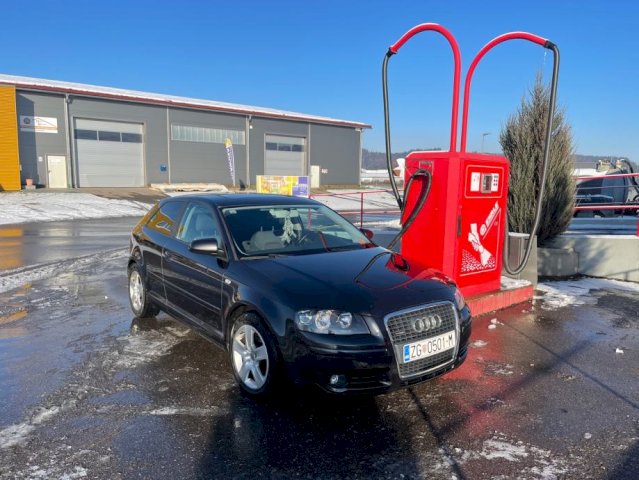 Audi A3 2,0 TFSI QUATTRO