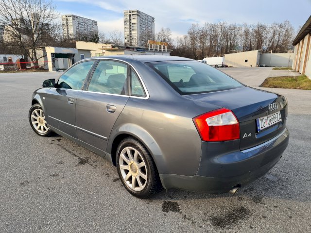 Audi A4 1.8T sa plinom