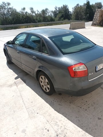 Audi A4 1.9tdi limunzina