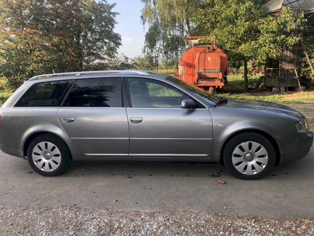 Audi A6 Avant 2,5 V6 TDI