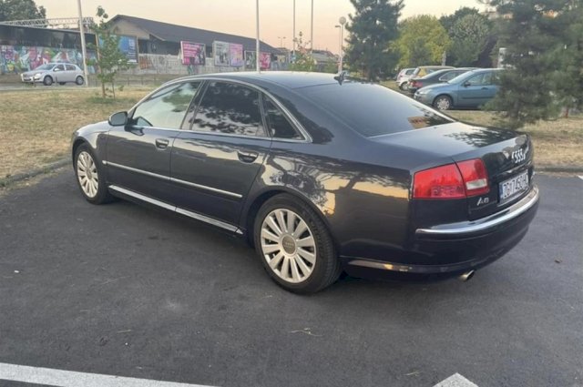 Audi A8 4.2 quattro + LPG