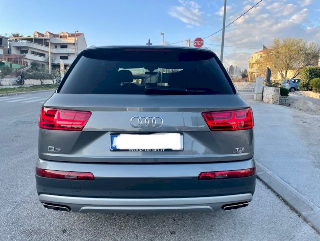 Audi Q7 3,0 TDI automatik