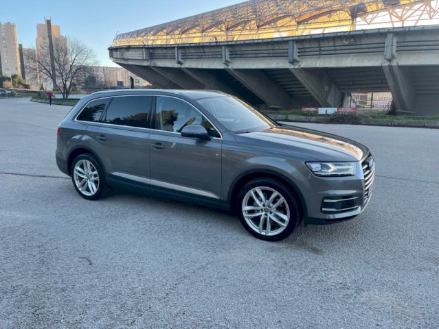 Audi Q7 3,0 TDI automatik