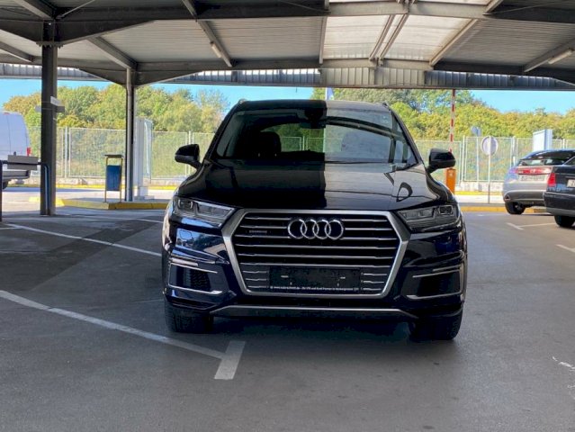 Audi Q7 E-TRON 3.0 TDI Quattro