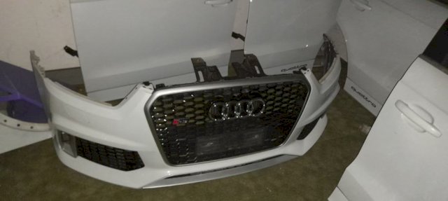 Audi rsq3 svi dijelovi limarije