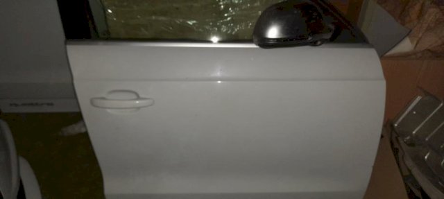 Audi rsq3 svi dijelovi limarije