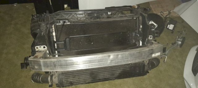 Audi rsq3 svi dijelovi limarije