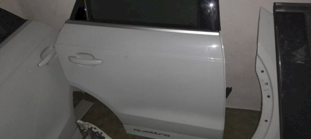 Audi rsq3 svi dijelovi limarije