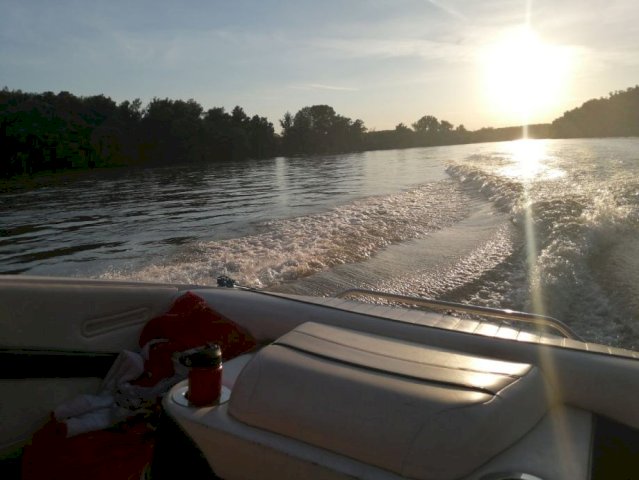 BAYLINER CAPRI 2052 TOP- Z A M J E N A !