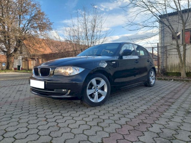 BMW 118d-NOVI LANAC-REG 08/2023-SERVISNA