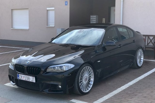 BMW 550i M PAKET/INDIVIDUAL TOP STANJE!