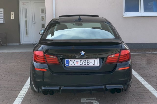 BMW 550i M PAKET/INDIVIDUAL TOP STANJE!