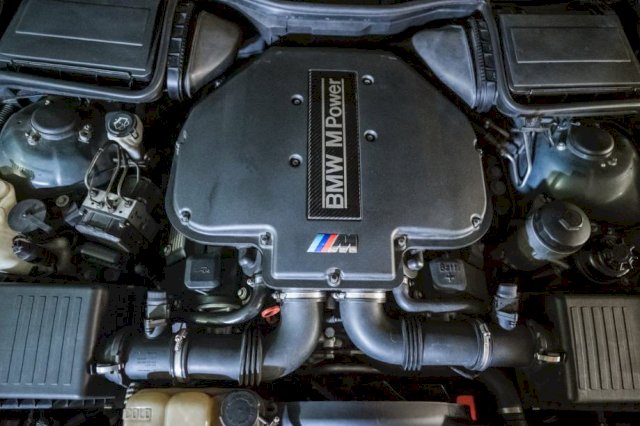 BMW M5 E39