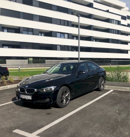 BMW SERIJA 3 u super stanju, reg 1 GOD.