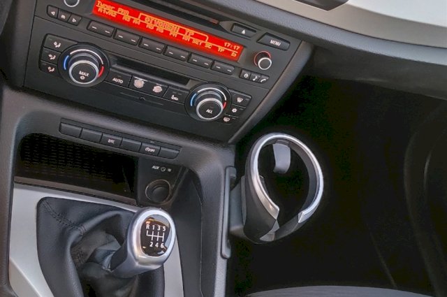 BMW X1 1.8d (2.0)