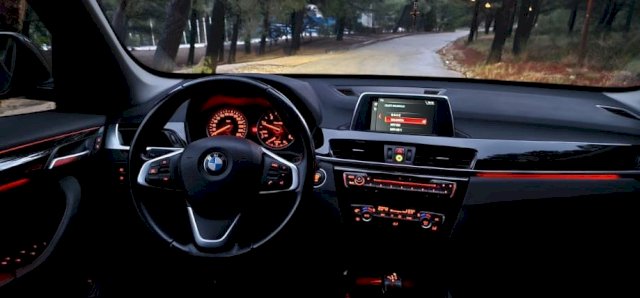 BMW X1 sDrive18d automatik
