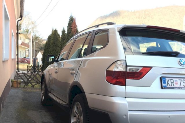 BMW X3 2.0