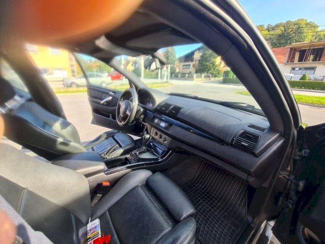 BMW X5 3,0 i automatik