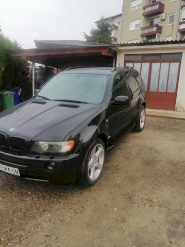 BMW X5 4,4 i