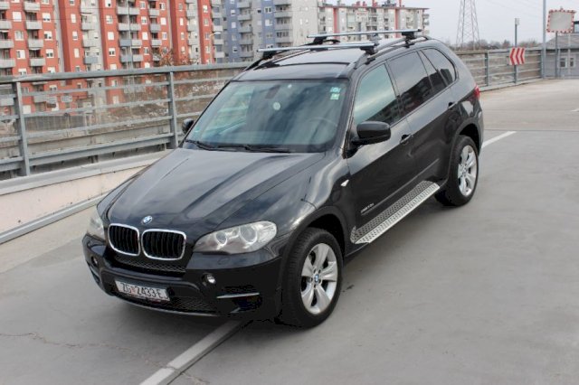 BMW X5 xDrive30d Sport - facelift model
