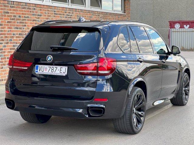 BMW X5 xDrive30d- M SPORT