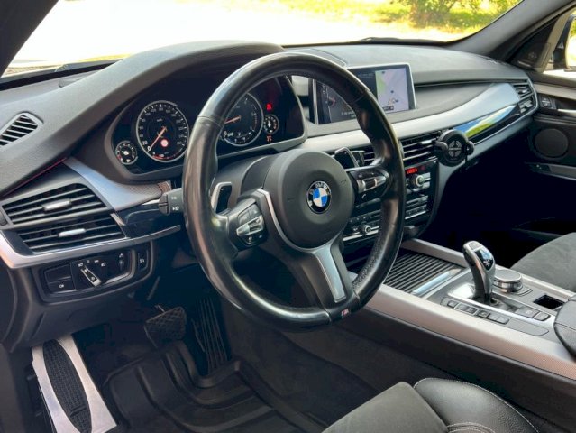 BMW X5 xDrive30d- M SPORT