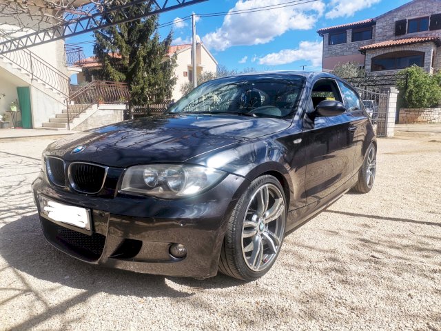 BMW serija 1,2008, 180ks