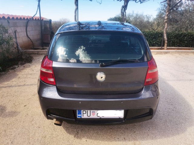 BMW serija 1,2008, 180ks