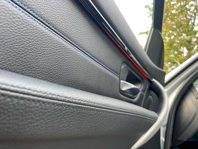 BMW serija 3 320d automatik, m paket, led, radar.