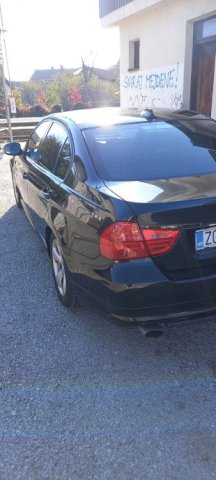 BMW serija 3 320d lci 2011g