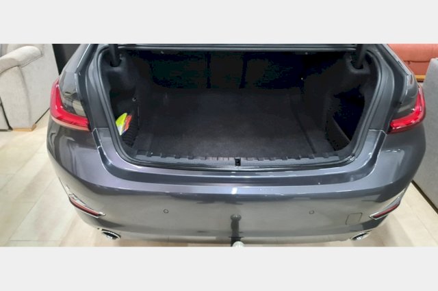 BMW serija 3 320xd Luxory line mhv